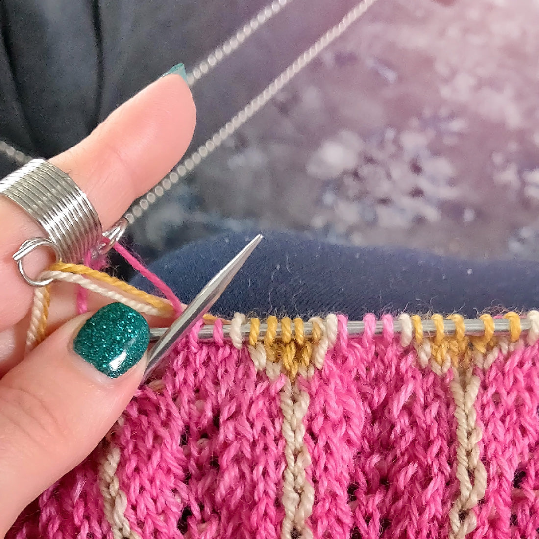  YICBOR Metal Knitting Thimble Norwegian with 2 Yarn Guides  #624144 Knitting Thimble with 4 Yarn Guides #624147