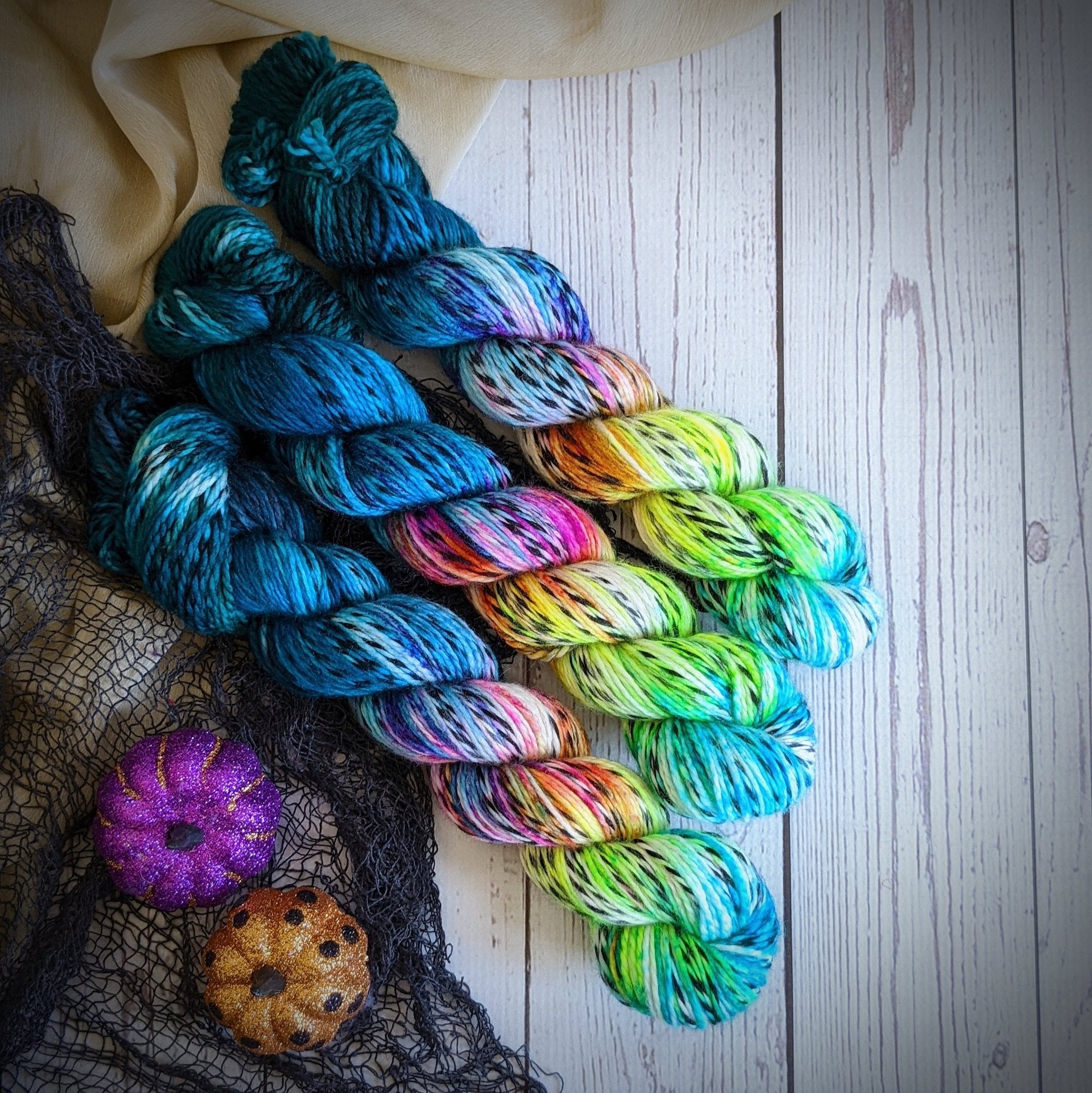 Heavy Weight Yarn Club: Monthly Shipment of Yarn - Yarn Love Yarn